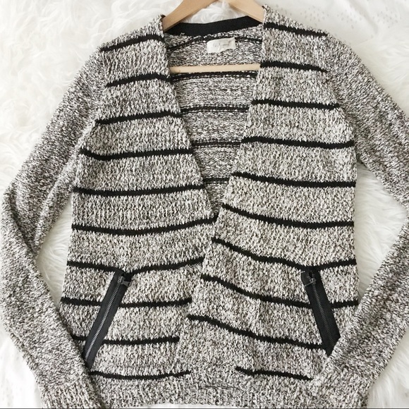 Lou & Grey Sweaters - Lou & Grey White + Black Stripe Knit